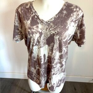 Unique Wildlife Soft Tee